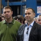 Губернатор Вадим Шумков вручил награды сотрудникам ЗАО "Курганстальмост" и поздравил заводчан со стартом конкурса профмастерства
Губернатор Вадим Шумков вручил награды сотрудникам ЗАО "Курганстальмост" и поздравил заводчан со стартом конкурса профмастерства