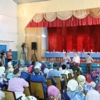 Заместитель губернатора Константин Ермаков и заместитель премьер-министра Республики Татарстан Василь Шайхразиев встречались с жителями села Юлдус
Заместитель губернатора Константин Ермаков и заместитель премьер-министра Республики Татарстан Василь Шайхразиев встречались с жителями села Юлдус