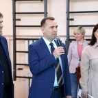 Губернатор Вадим Шумков проконтролировал ремонт школы №50 и поздравил учеников с успешным завершением учебного года
Губернатор Вадим Шумков проконтролировал ремонт школы №50 и поздравил учеников с успешным завершением учебного года