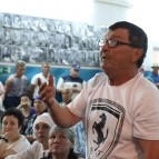 Заместитель губернатора Константин Ермаков и заместитель премьер-министра Республики Татарстан Василь Шайхразиев встречались с жителями села Юлдус
Заместитель губернатора Константин Ермаков и заместитель премьер-министра Республики Татарстан Василь Шайхразиев встречались с жителями села Юлдус