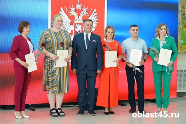 В Кургане 30-летие отпраздновал фонд медицинского страхования В Кургане 30-летие отпраздновал фонд медицинского страхования