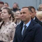 
											Губернатор Вадим Шумков поздравил выпускников Курганской области с окончанием школы									
