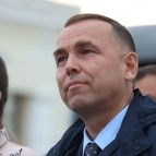 
											Губернатор Вадим Шумков поздравил выпускников Курганской области с окончанием школы									