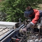 
											По поручению губернатора его заместитель Константин Малышев оценил ход работ на мостах и качество уборки дворов и улиц Кургана									