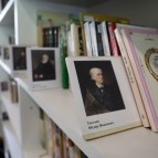 
											Губернатор Вадим Шумков поздравил библиотеку им. В.Ф. Потанина с юбилеем									