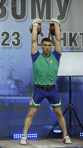 Курганский гиревик завоевал бронзу на соревнованиях в Санкт-Петербурге Курганский гиревик завоевал бронзу на соревнованиях в Санкт-Петербурге