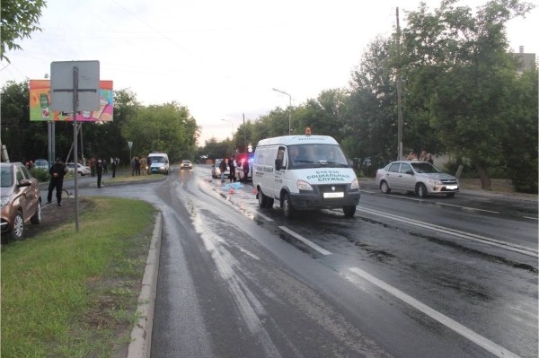 В Кургане осудили водителя, из-за которого погиб юный велосипедист В Кургане осудили водителя, из-за которого погиб юный велосипедист
