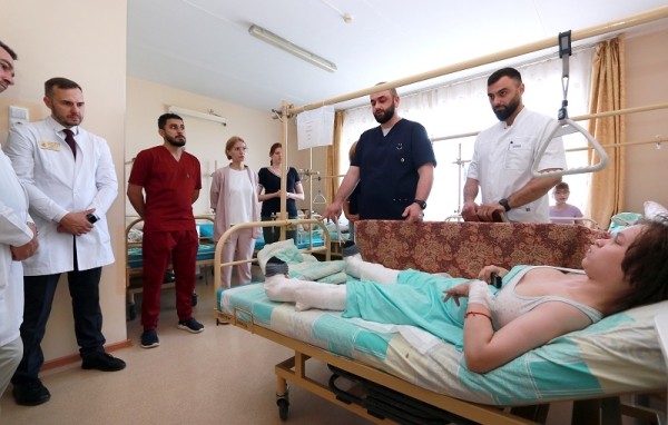 Московские врачи приехали поучиться у курганских специалистов Центра Илизарова Московские врачи приехали поучиться у курганских специалистов Центра Илизарова