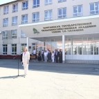 Заместитель губернатора Курганской области Наталья Кирилова вручила дипломы «с отличием» лучшим выпускникам КГСХ
Заместитель губернатора Курганской области Наталья Кирилова вручила дипломы «с отличием» лучшим выпускникам КГСХ