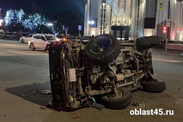 Появились подробности серьёзной дорожной аварии в центре Кургана