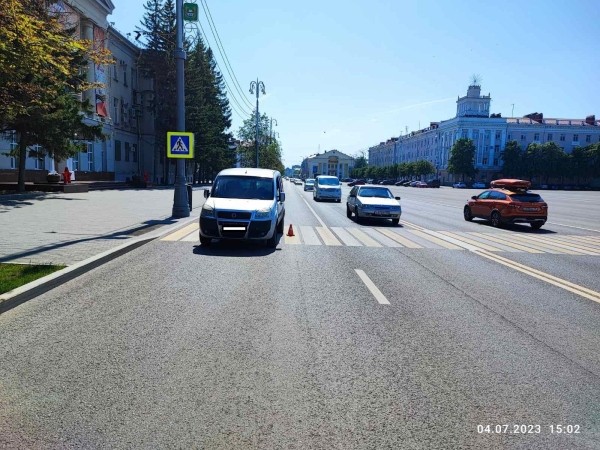 В Кургане пенсионер на электровелосипеде угодил в ДТП