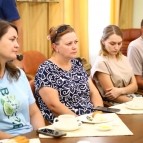 Губернатор Вадим Шумков и глава МЧС России Александр Куренков встретились с пострадавшими в результате ЧС жителями Кургана и Логоушки
Губернатор Вадим Шумков и глава МЧС России Александр Куренков встретились с пострадавшими в результате ЧС жителями Кургана и Логоушки