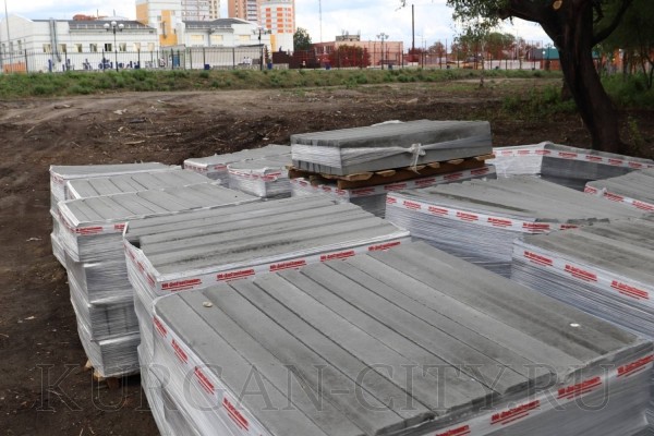 В Кургане приводят в порядок очередной парк В Кургане приводят в порядок очередной парк