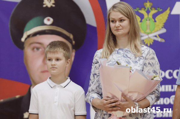 В Кургане судебные приставы со всей России почтили память Михаила Малинникова