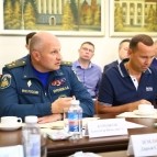 Губернатор Вадим Шумков и глава МЧС России Александр Куренков встретились с пострадавшими в результате ЧС жителями Кургана и Логоушки
Губернатор Вадим Шумков и глава МЧС России Александр Куренков встретились с пострадавшими в результате ЧС жителями Кургана и Логоушки