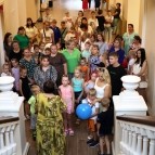 
											В День города в отремонтированном Курганском театре драмы прошел первый спектакль для детей участников СВО									