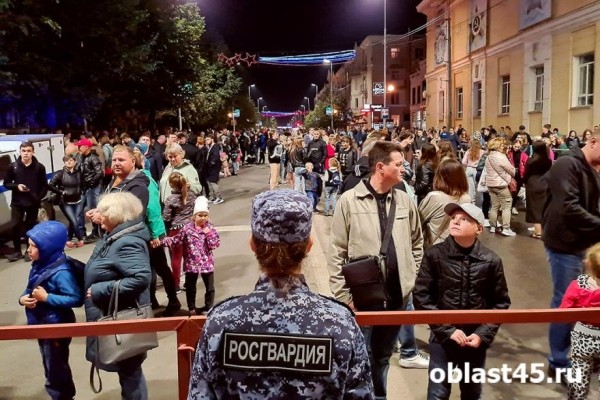 В Кургане перекрыли движение по центральным улицам города