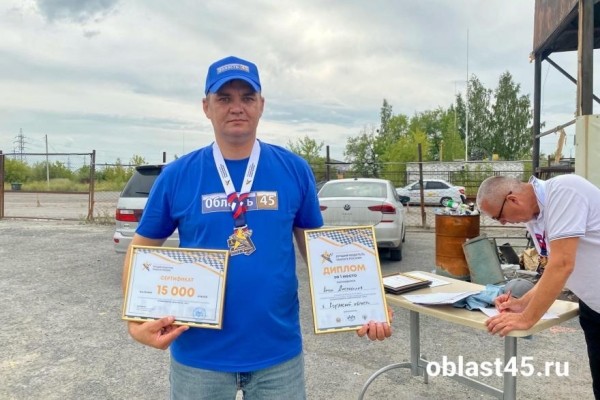 В Кургане выбрали лучшего таксиста