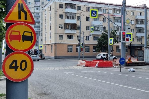 В центре Кургана временно затруднится движение в связи с ремонтом трубопровода
