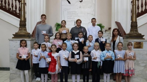 Курганцам вручили золотые знаки отличия комплекса ГТО Курганцам вручили золотые знаки отличия комплекса ГТО