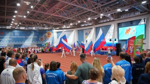 Команда из Томской области стала лучшей по итогам семейного Фестиваля 2023 Команда из Томской области стала лучшей по итогам семейного Фестиваля 2023
