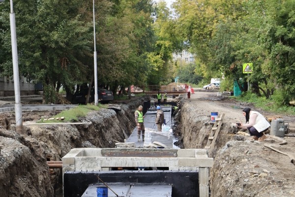 В Кургане скоро финиширует ремонт тепломагистрали на улице Горького В Кургане скоро финиширует ремонт тепломагистрали на улице Горького