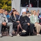 Самобытная Александровская ярмарка в Кургане собрала более 3500 гостей и участников
Самобытная Александровская ярмарка в Кургане собрала более 3500 гостей и участников