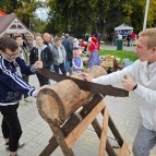 Самобытная Александровская ярмарка в Кургане собрала более 3500 гостей и участников
Самобытная Александровская ярмарка в Кургане собрала более 3500 гостей и участников