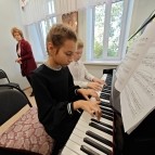 В Кургане после капитального ремонта открылась Детская школа искусств №4 города Кургана
В Кургане после капитального ремонта открылась Детская школа искусств №4 города Кургана