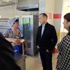 
											В 2024 году рядом с капитально отремонтированной школой №49 появится спортивно-рекреационный парк									
