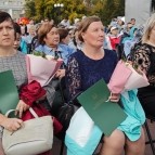 Самобытная Александровская ярмарка в Кургане собрала более 3500 гостей и участников
Самобытная Александровская ярмарка в Кургане собрала более 3500 гостей и участников