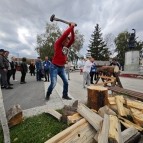 Самобытная Александровская ярмарка в Кургане собрала более 3500 гостей и участников
Самобытная Александровская ярмарка в Кургане собрала более 3500 гостей и участников