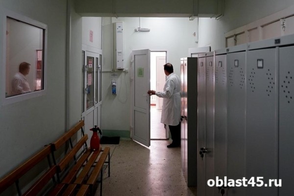 Глава курганского депздрава объяснил уход главврача второй облбольницы
