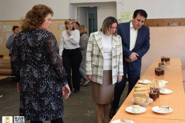 В зауральских школах проверяют уровень питания В зауральских школах проверяют уровень питания