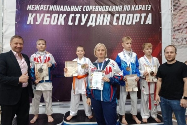 Шадринские каратисты - победители и призёры межрегиональных соревнований Шадринские каратисты - победители и призёры межрегиональных соревнований