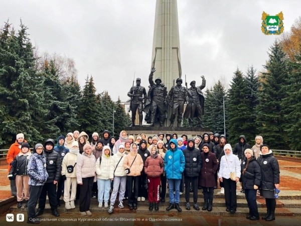 Лучшие школьники Зауралья прогулялись по столице