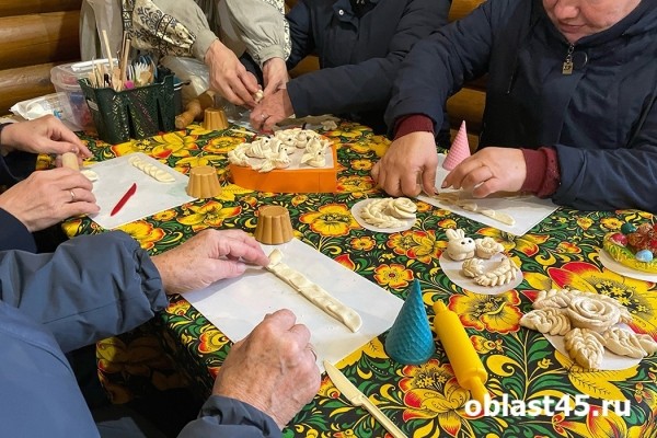 Зауральцы побывали с экскурсией в домах-странниках