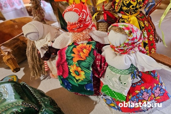 Зауральцы побывали с экскурсией в домах-странниках
