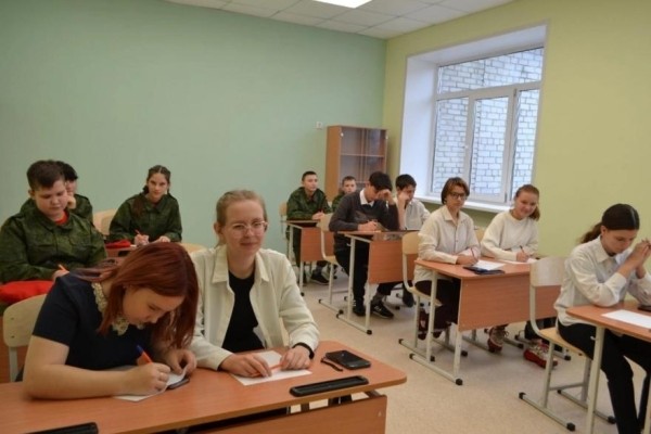В деревне Ягодная Курганской области завершили ремонт школы В деревне Ягодная Курганской области завершили ремонт школы