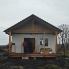 К завершению строительства домов для погорельцев в деревне Логоушка привлекут субподрядные организации
К завершению строительства домов для погорельцев в деревне Логоушка привлекут субподрядные организации