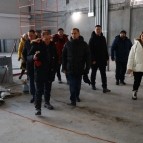 Губернатор Вадим Шумков проконтролировал ход строительства новой школы на 1100 мест в Шадринске
Губернатор Вадим Шумков проконтролировал ход строительства новой школы на 1100 мест в Шадринске