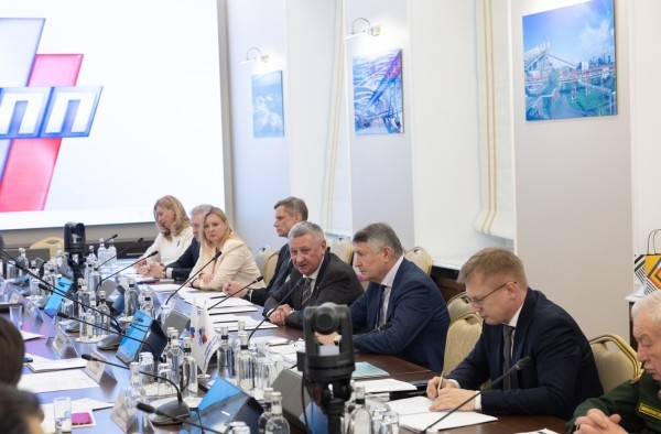 Муратов: Решение кадровой проблемы в оборонке - это роботизация и автоматизация Муратов: Решение кадровой проблемы в оборонке - это роботизация и автоматизация