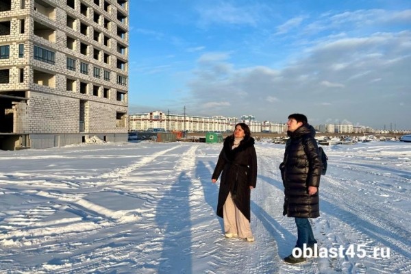 Предприниматель из Кургана помогает покупать и продавать квартиры по всей России