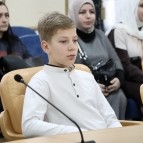 Заместитель губернатора Наталья Кирилова вручила паспорта граждан Российской Федерации юным жителям Курганской области
Заместитель губернатора Наталья Кирилова вручила паспорта граждан Российской Федерации юным жителям Курганской области