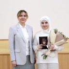Заместитель губернатора Наталья Кирилова вручила паспорта граждан Российской Федерации юным жителям Курганской области
Заместитель губернатора Наталья Кирилова вручила паспорта граждан Российской Федерации юным жителям Курганской области