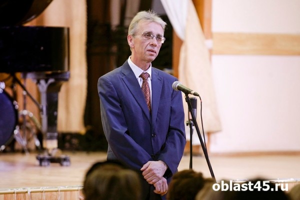 Курганский колледж имени Д. Д. Шостаковича отметил 65-летие Курганский колледж имени Д. Д. Шостаковича отметил 65-летие
