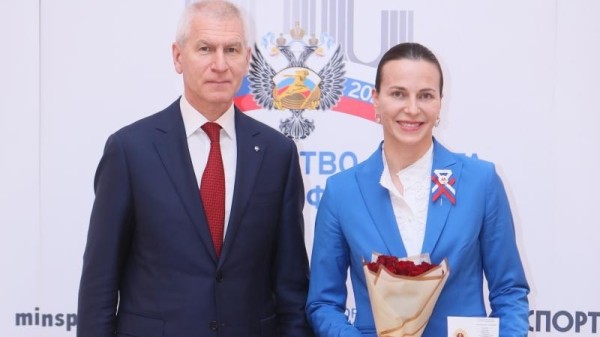 Герои спорта и здорового образа жизни: предновогоднее вручение знаков отличия ГТО в Минспорте России Герои спорта и здорового образа жизни: предновогоднее вручение знаков отличия ГТО в Минспорте России