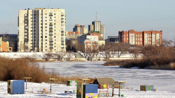 В Кургане после сообщений о качающихся люстрах эвакуировали жителей двух домов