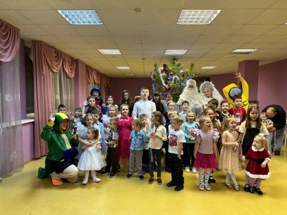 В канун новогодних праздников в следственном управлении состоялось новогоднее представление для детей сотрудников ведомства