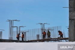 В Кургане полицейские устроили проверку мигрантов на стройках и рынках В Кургане полицейские устроили проверку мигрантов на стройках и рынках
